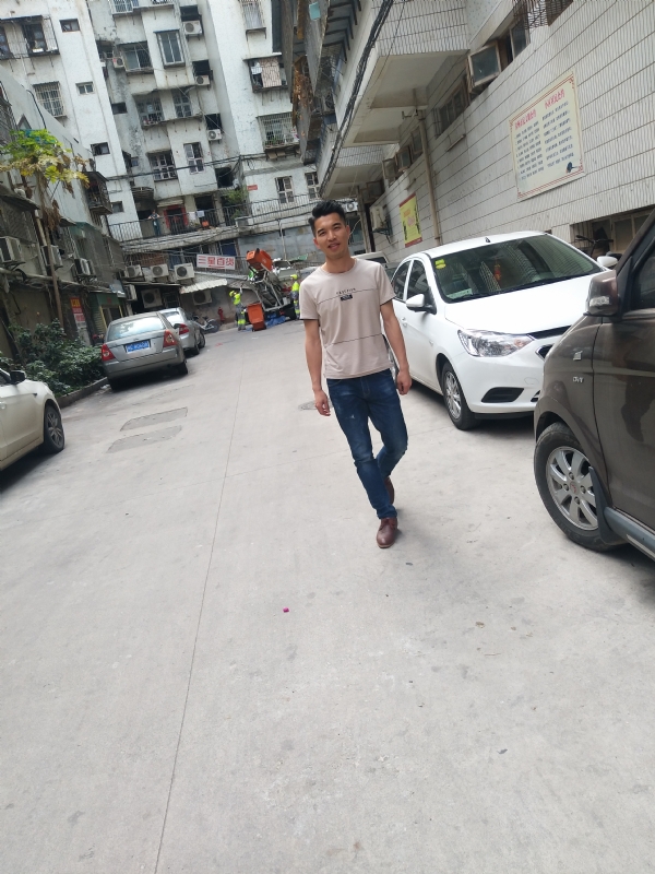 突然的自我的第三张照片--晋江相亲网