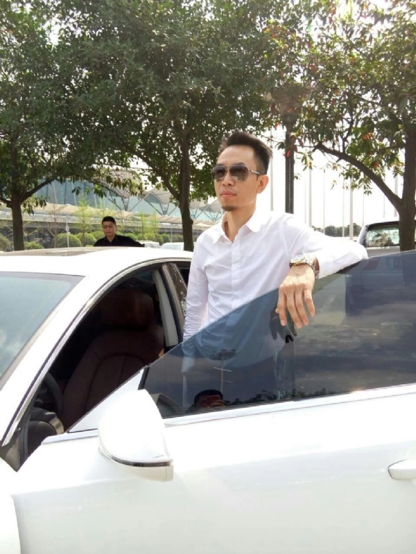 杨岳的第一张照片--晋江相亲网