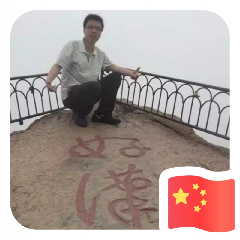 一只小虎牙的第一张照片--晋江相亲网