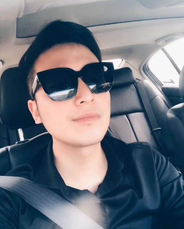 沉稳的第一张照片--晋江相亲网
