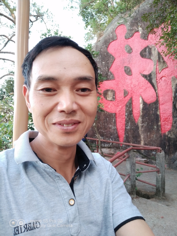 向往彩虹的第二张照片--晋江相亲网