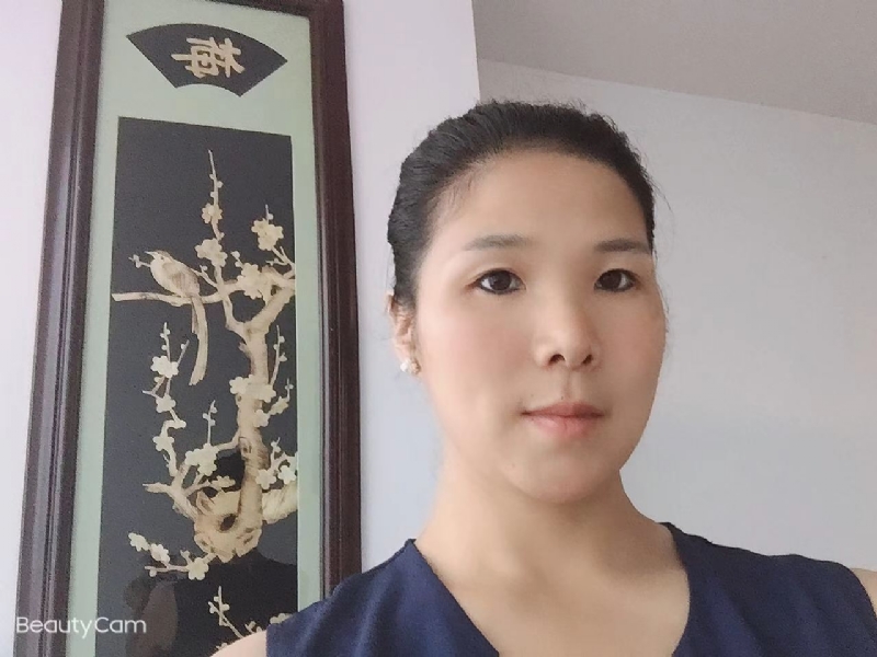 微笑的第一张照片--晋江相亲网