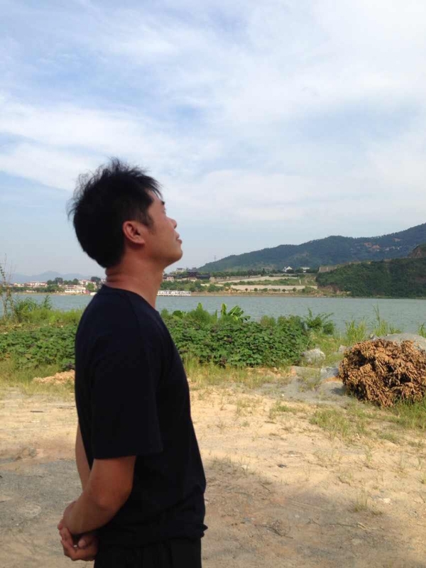雾里看花的第一张照片--晋江相亲网