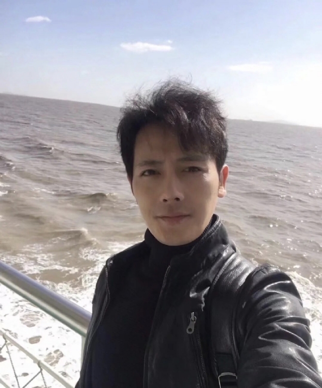 疯狂的小鱼的第一张照片--晋江相亲网