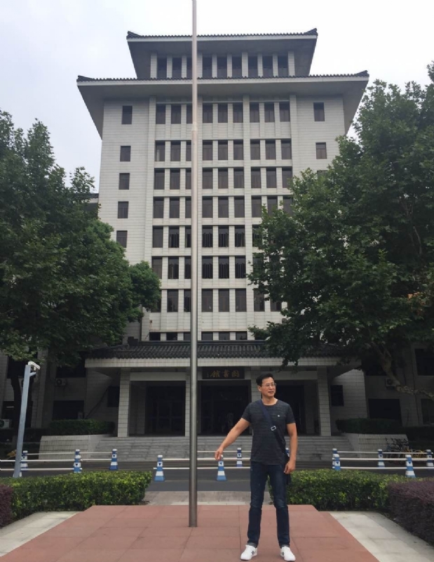 加国男人的第三张照片--晋江相亲网