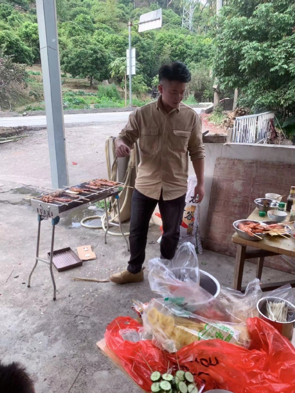 你黑我哟的第一张照片--晋江相亲网