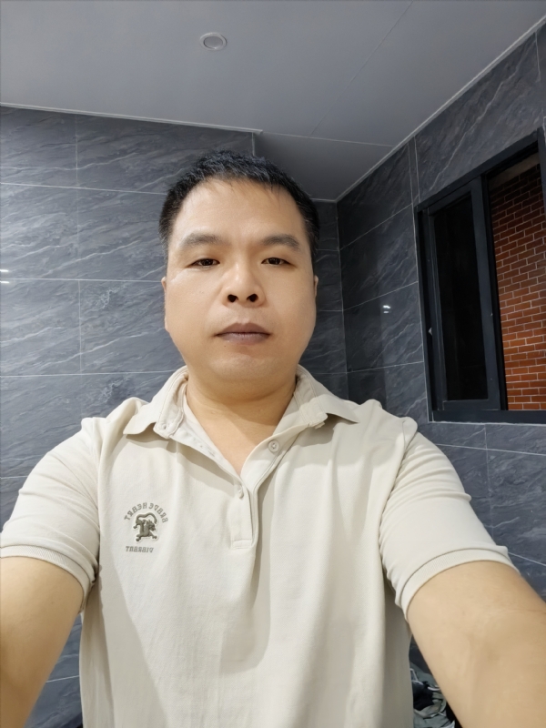 刘两水的第一张照片--晋江相亲网